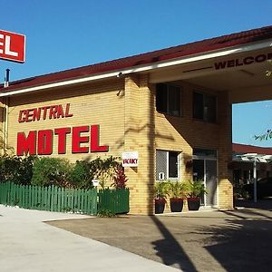 นัมเบอร์ เซ็นทรัล โมเต็ล Motel แนมโบร์ Exterior photo