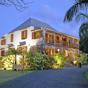 Le Jardin De Beau Vallon Bed & Breakfast มาเฮบอร์ก Exterior photo