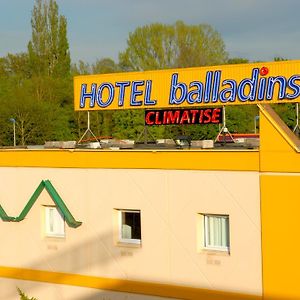 Hotel Balladins ซาวิญี-เลอ-ต็องป์ Exterior photo