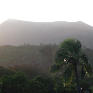 Tanna Lava View Bungalows Isaka Exterior photo