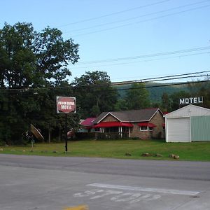 Cedar Grove Motel แอลทูนา Exterior photo