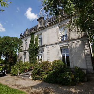 Le Clos Domremy Bed & Breakfast Exterior photo