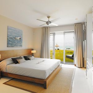 Coin De Paradis Luxury Beachfront Apartment ปวงต์เดส์นี Room photo