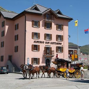 Albergo San Gottardo ไอโรโล Exterior photo