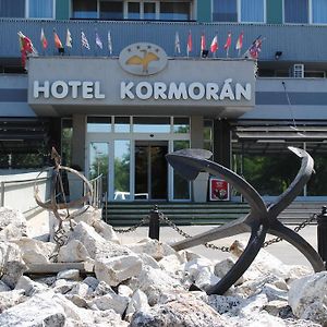 Hotel Kormoran ชามัวริน Exterior photo