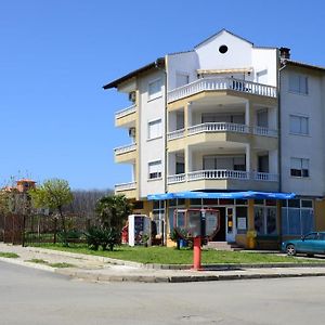 Kirovi House - Guest Rooms ซาเรโว Exterior photo