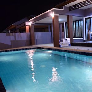 Whale Pool Villa ชะอำ Exterior photo