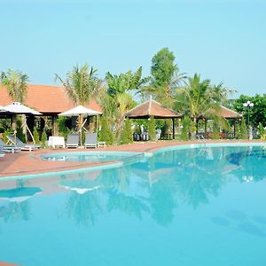 Bavico Resort & Spa Tam Giang - เว้ Exterior photo