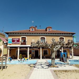 Hostal Camino De Santiago Hotel โฟรมิสตา Exterior photo