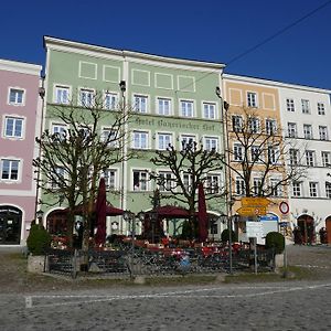 Bayerischer Hof Hotel บวร์กเฮาเซิน Exterior photo