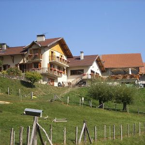 Ferme Auberge Du Bessard อัลวาร์ Exterior photo