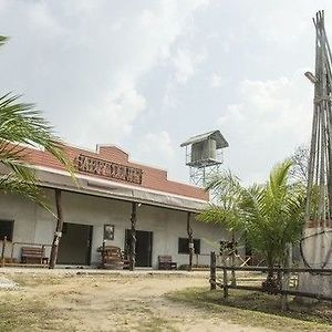 Sa-Buy Country Resort สิเกา Exterior photo