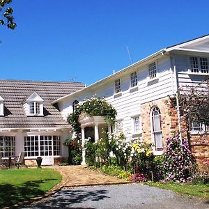 The Georgian Lodge เคริเคริ Exterior photo