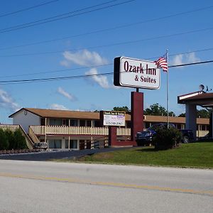 Ozark Inn & Suites โอเซจบีช Exterior photo