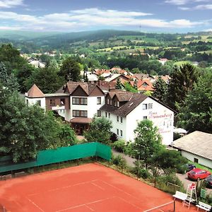 Akzent Hotel Haus Sonnenberg ชอทเทน Exterior photo