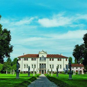 Villa Giustinian กัสเตลฟรันโก เวเนโต Exterior photo