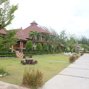 Ruen Sam Ran Resort บ้านหนองคำ Exterior photo