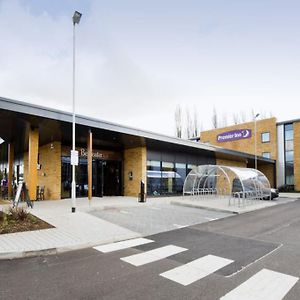 Premier Inn London อักซ์บริดจ์ Exterior photo