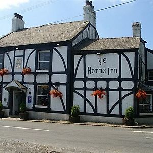 Ye Horns Inn เพรสตัน Exterior photo