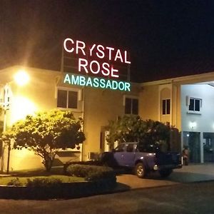 Crystal Rose Ambassador Hotel คูมาซี Exterior photo