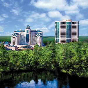 Great Cedar Hotel At Foxwoods เลดยาร์ดเซ็นเตอร์ Exterior photo