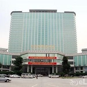 Lung Chuen International Hotel ตงกวน Exterior photo