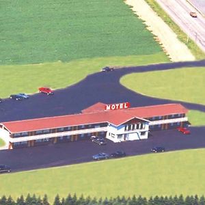 Perth-Andover Motor Inn Exterior photo