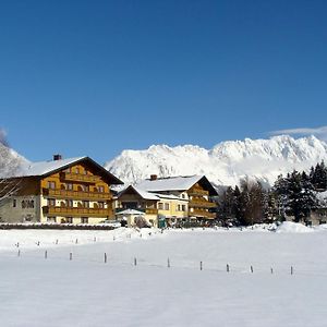 Landhotel Haeuserl Im Wald เกริบมิง Exterior photo