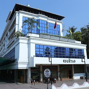 The Surya, Cochin Hotel อันกามาลี Exterior photo