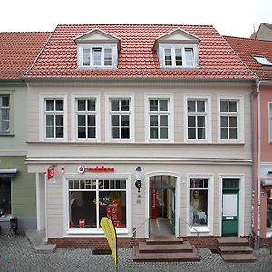 Appartements Am Markt ไกรฟ์สวัลด์ Exterior photo