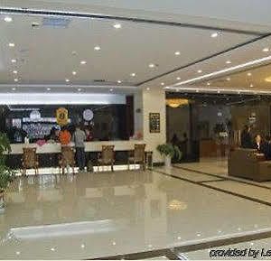 Super 8 Hotel Weifang Sheng Hai Exterior photo