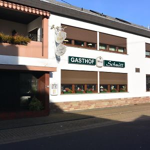 Gasthof Schmitt Hotel แมร์ซิก Exterior photo