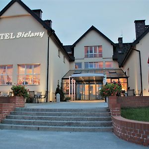 Hotel Bielany เบียลานี วร็อคลาฟสเกีย Exterior photo