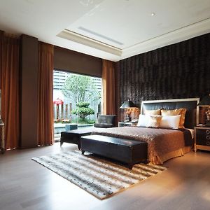 Lu Kang Villa Spa ลู่กั่ง Exterior photo