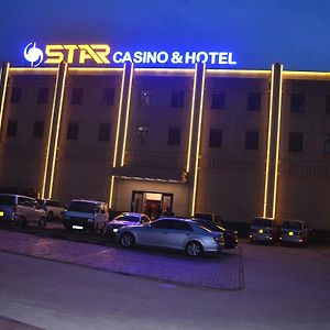 Star Hotel And Casino คัมพาลา Exterior photo