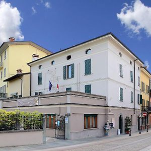 Hotel La Fenice เคียริ Exterior photo