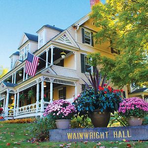 Wainwright Inn เกรทบาร์ริงตัน Exterior photo