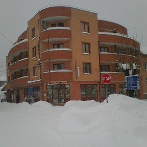 Gelov Hotel เบอร์โควิทซา Exterior photo