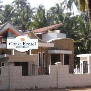 Coast Ecotel Luxury Resort ดิเวเอการ์ Exterior photo