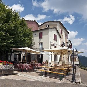 Albergo Ristorante Leso บอสโก เคียซานูโอวา Exterior photo