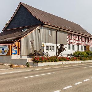 Motel Steighof Brutten Exterior photo