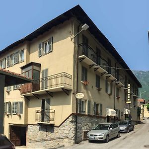 Albergo La Pace Pradleves Exterior photo