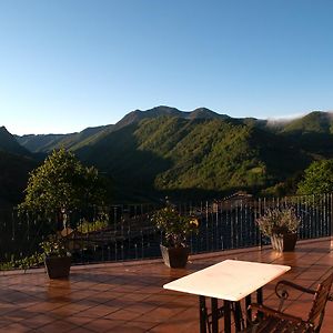 El Mirador De Fuentes Del Narcea Hotel Monco Exterior photo