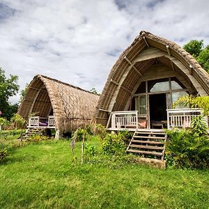 Gipsy Beach Bungalows เซกอตอง Exterior photo