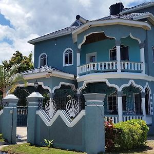 Bailey'S Bed And Breakfast รันอเวย์เบย์ Exterior photo