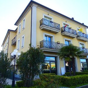 Albergo Sirena Bazzano Exterior photo