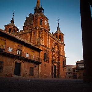 Hospederia Santa Elena Hotel San Carlos del Valle Exterior photo