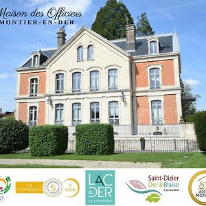 La Maison Des Officiers Hotel มองติอ็องแดร์ Exterior photo