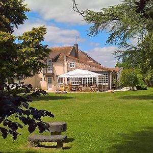 Les Pierres De Chevreuse Hotel Exterior photo