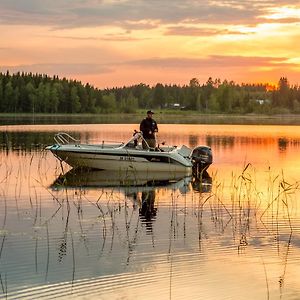 Resort Naaranlahti ปุงกาฮารียู Exterior photo